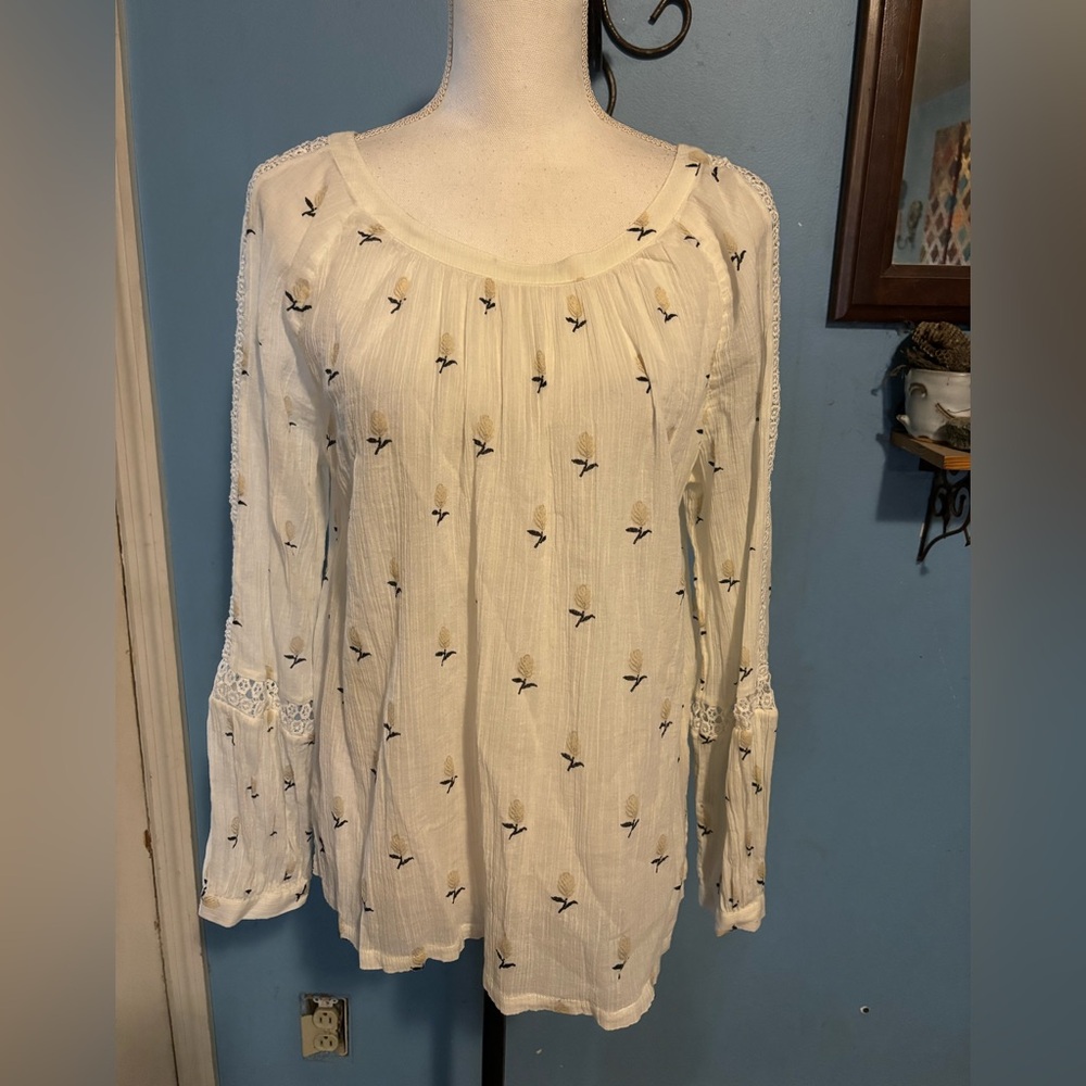 LOFT, Floral, Embroidered, BoHo Top